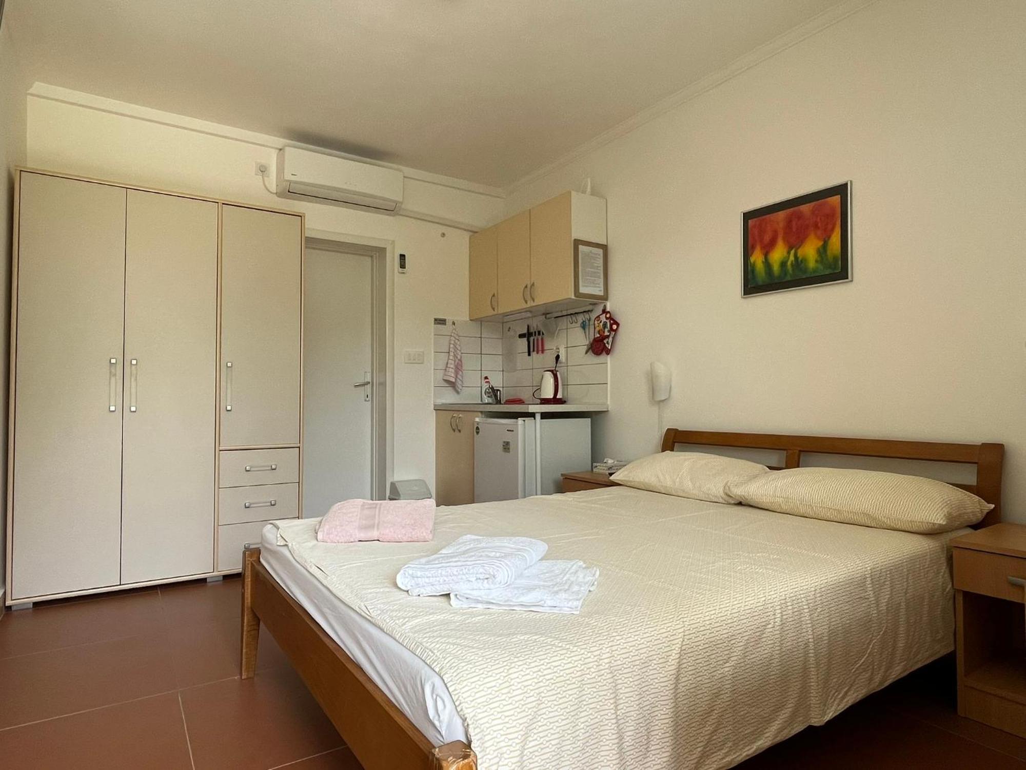 Apartments Simba Сутоморе Екстериор снимка