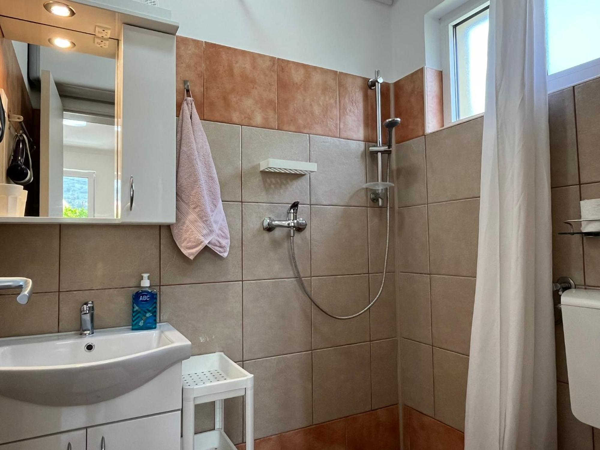 Apartments Simba Сутоморе Екстериор снимка