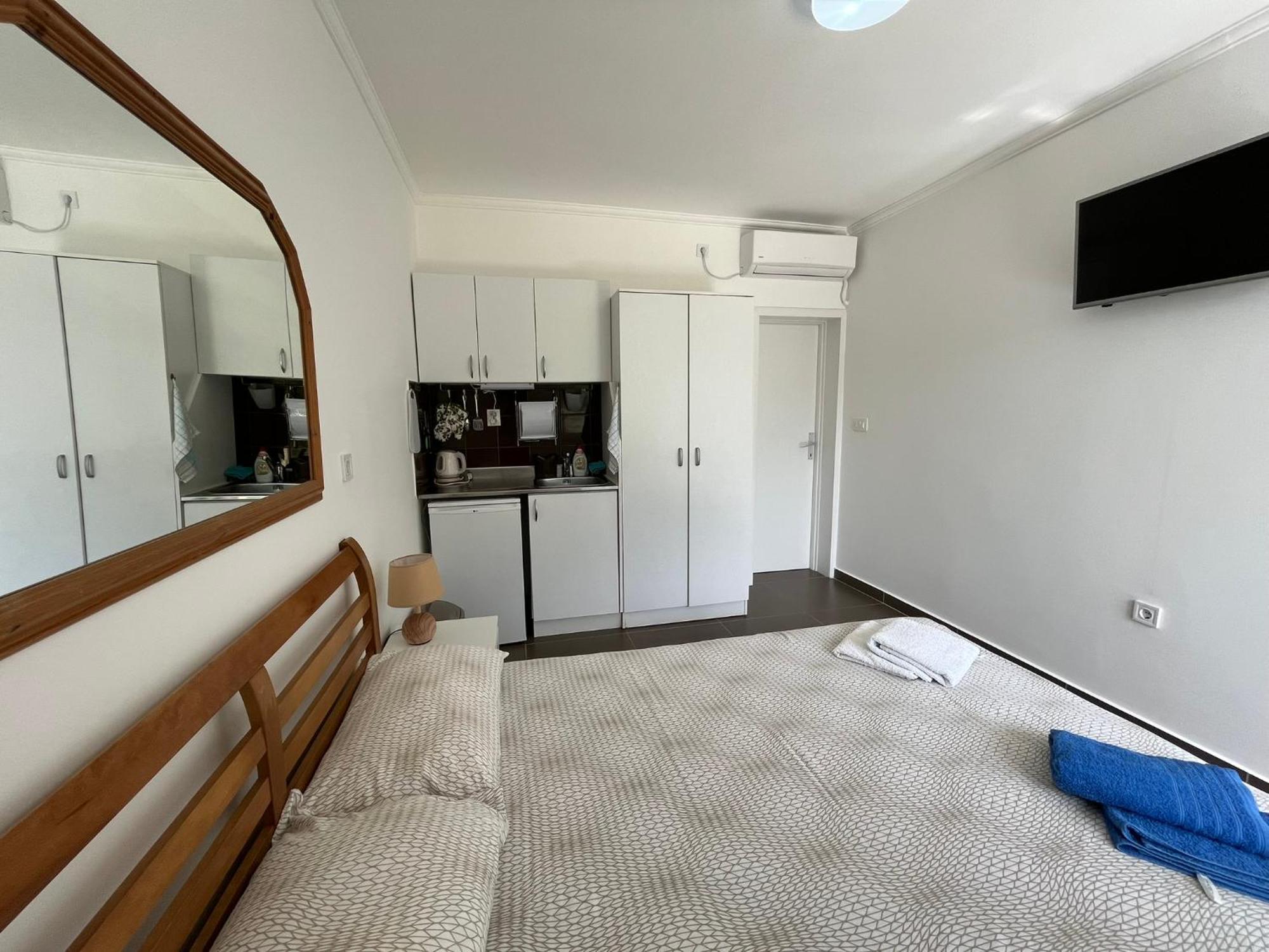 Apartments Simba Сутоморе Екстериор снимка