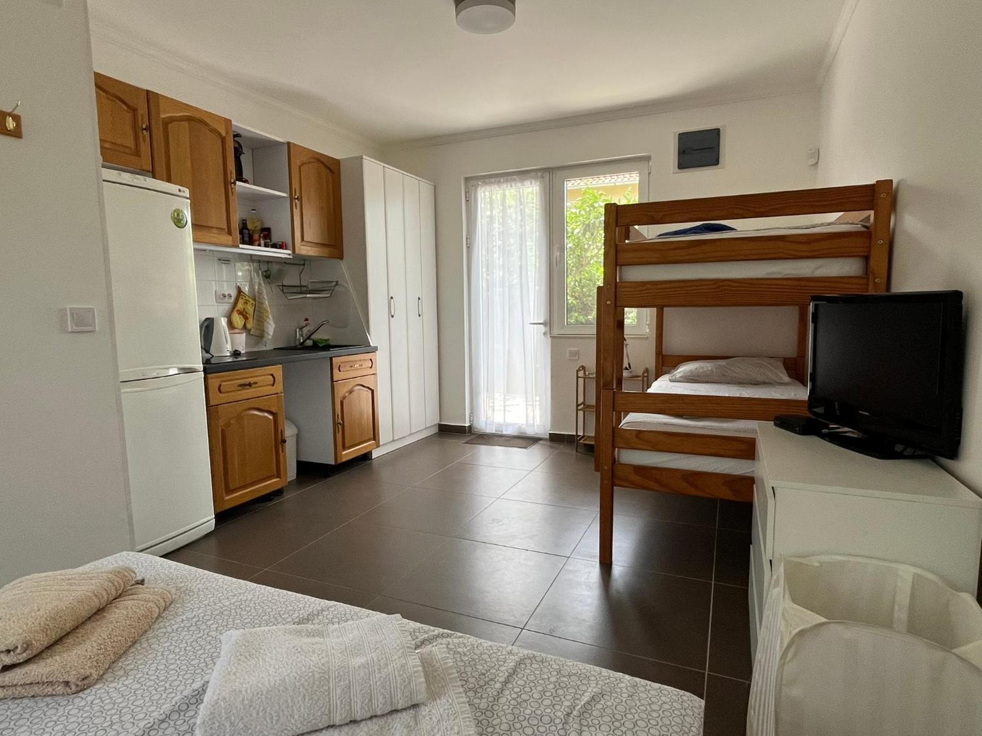 Apartments Simba Сутоморе Екстериор снимка