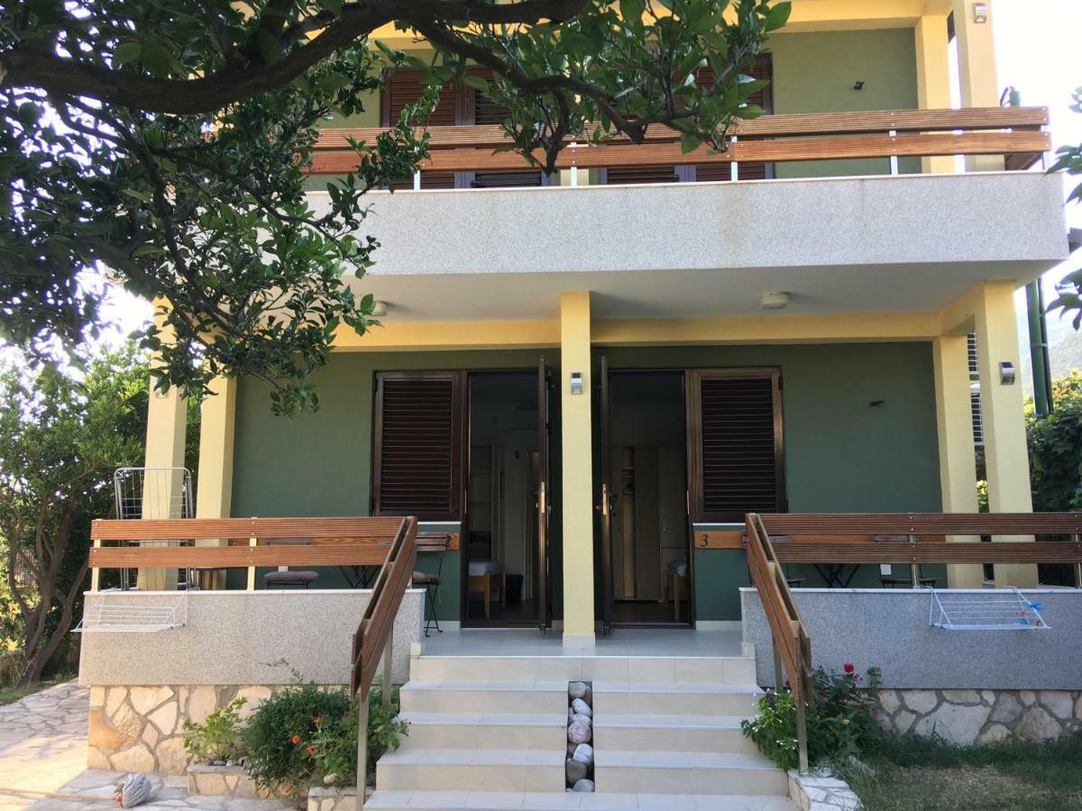 Apartments Simba Сутоморе Екстериор снимка